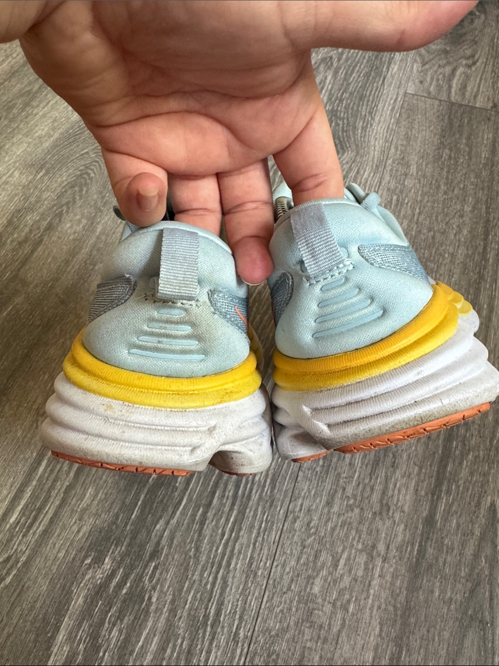 Hoka Bondi 8 Women's Pale Blue & Yellow Cushioned Running Shoes with Coral Logo - Picture 7 of 10